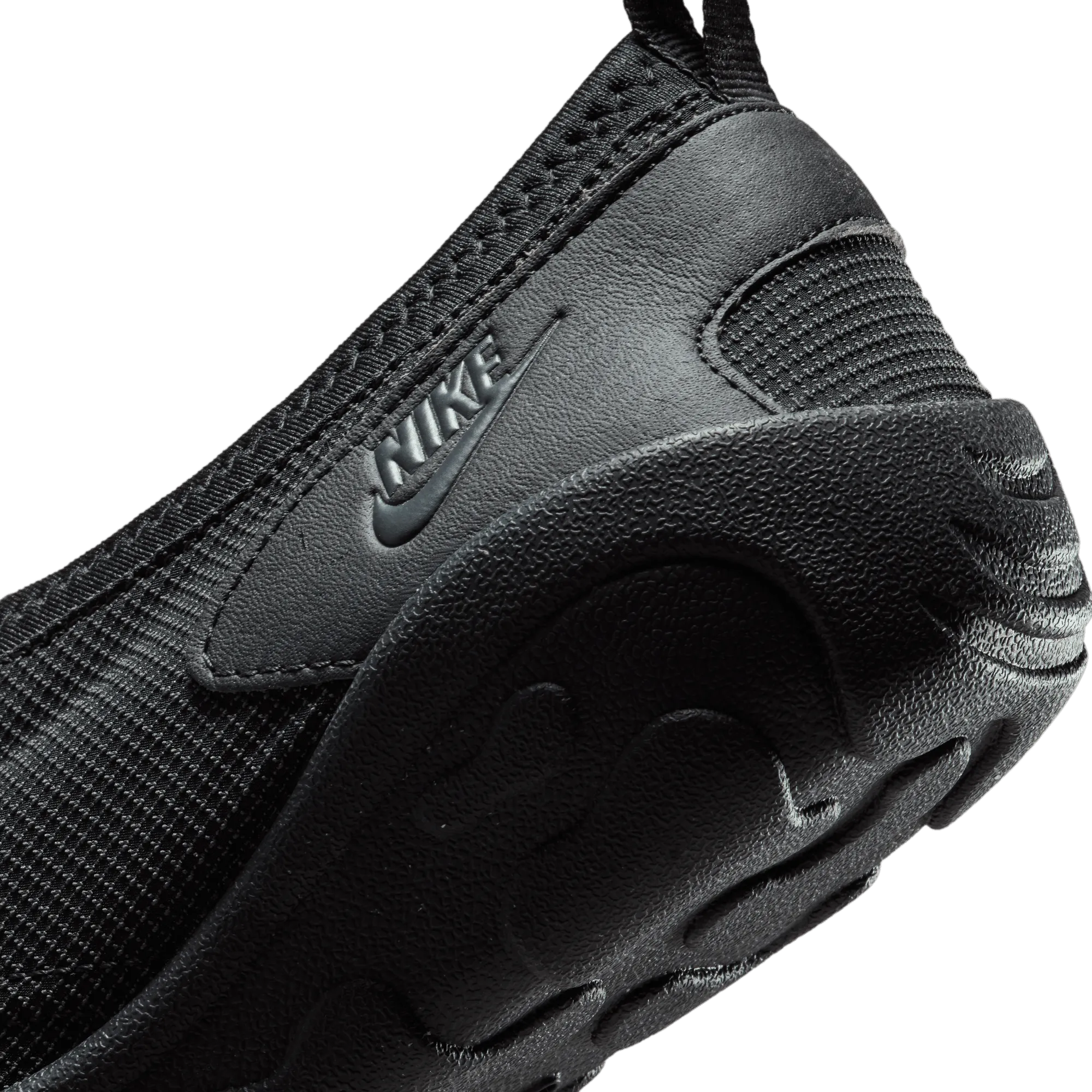 Aqua Turf 'Black'