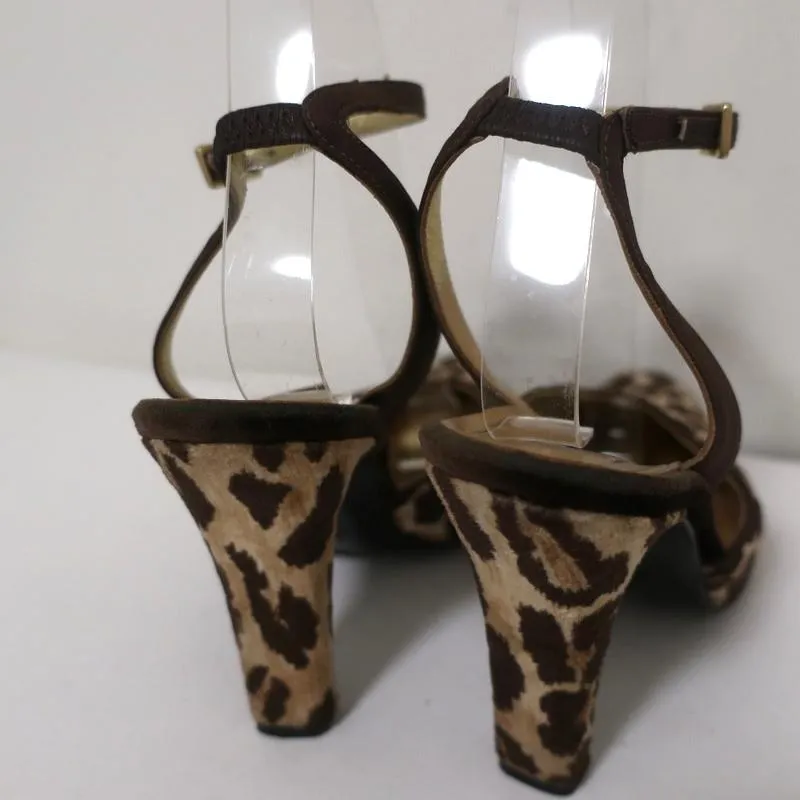Dolce & Gabbana Ankle Strap Pumps Leopard Print Velvet Size 38 Pointed Toe Heel