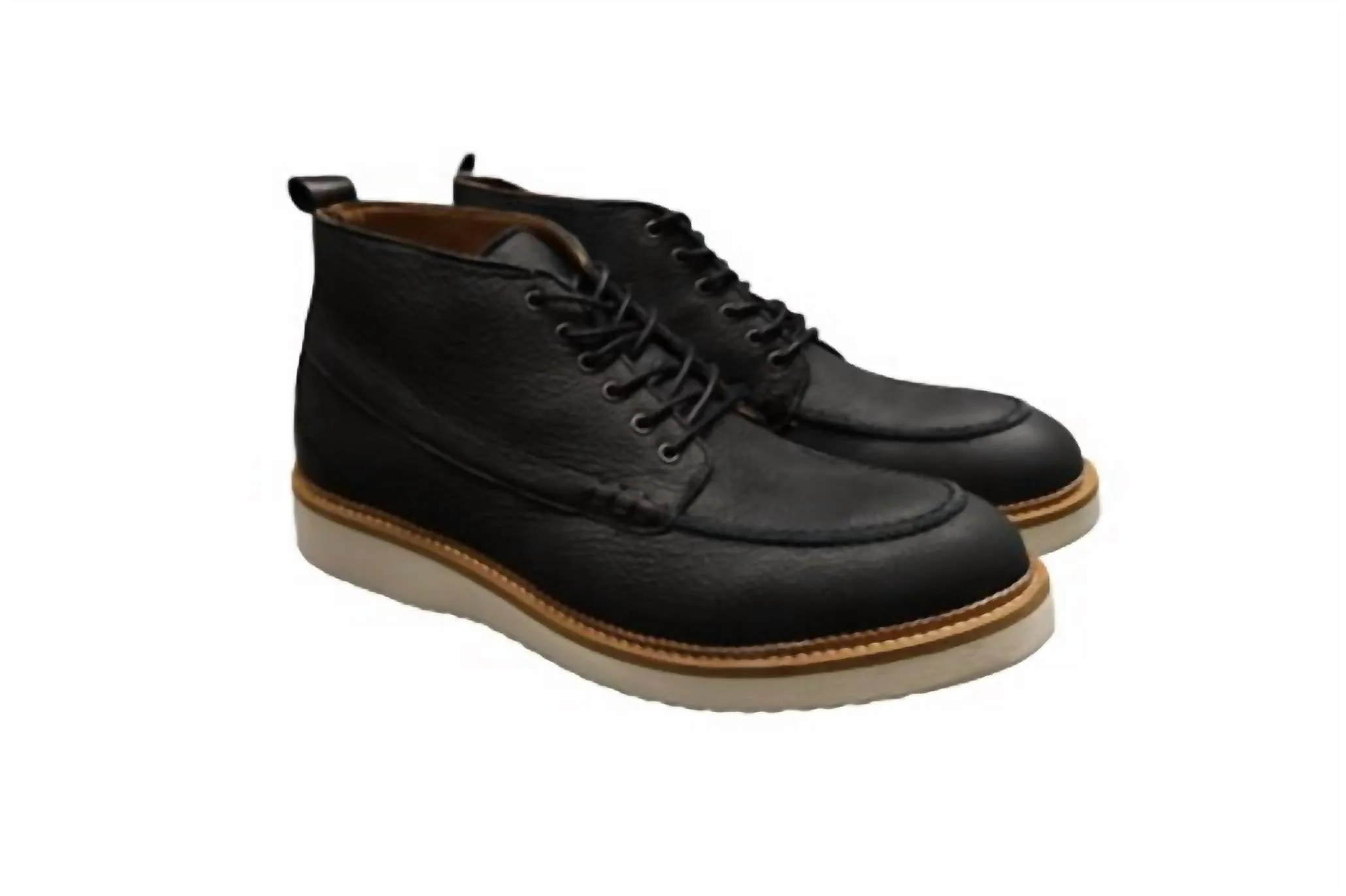 Rud Chukka Nubuck Boot In Black